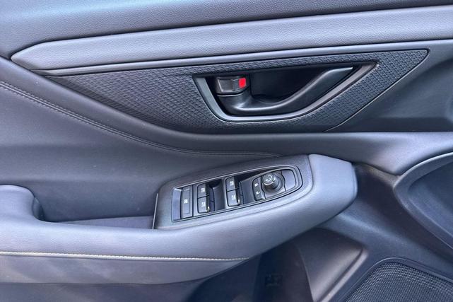 Photo of 2024 Ice Silver Metallic Subaru Outback
