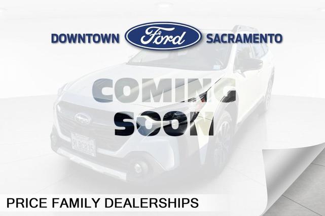 Photo of 2024 Crystal White Pearl Subaru Outback