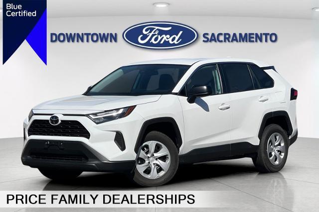 Photo of 2024 White Toyota RAV4