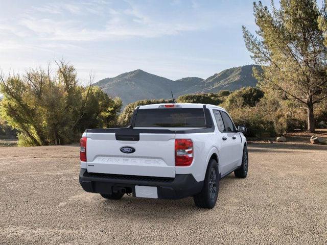 Photo of 2025 Space White Metallic Ford Maverick