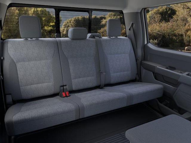 Photo of 2025 Oxford White Ford F-250