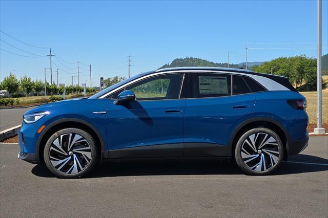 Photo of 2025 Blue Volkswagen ID.4