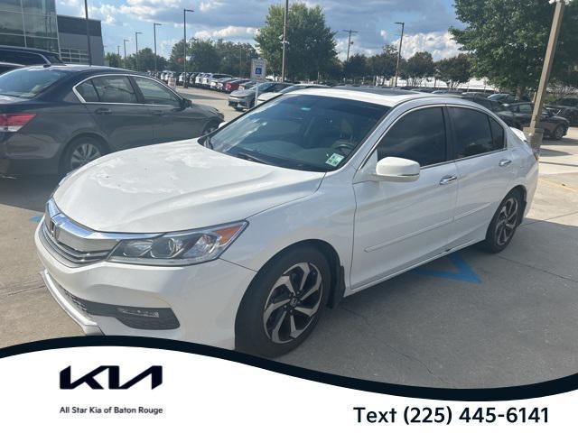 Photo of 2016 White Honda Accord