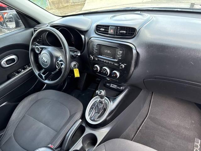 Photo of 2017 Shadow Black Kia Soul
