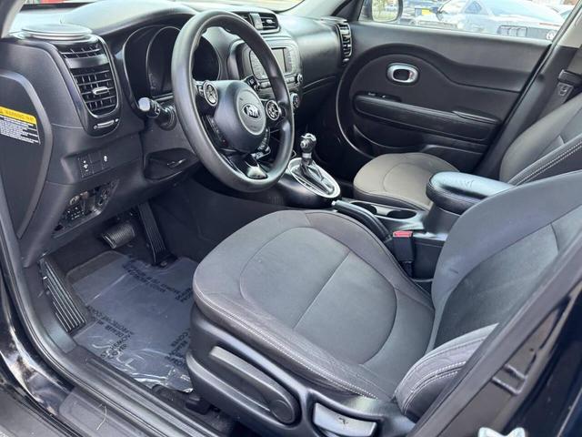 Photo of 2017 Shadow Black Kia Soul