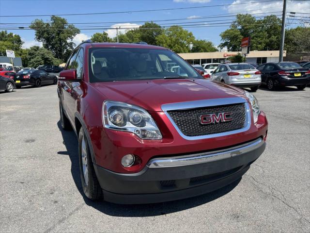 Photo of 2009 Red GMC Acadia
