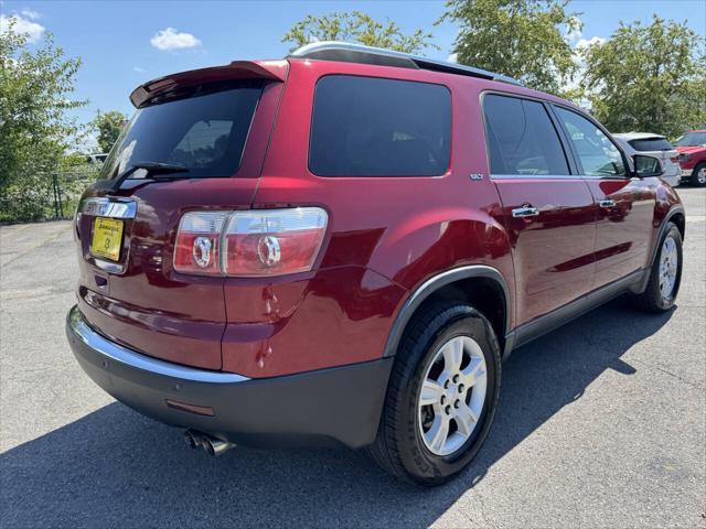 Photo of 2009 Red GMC Acadia