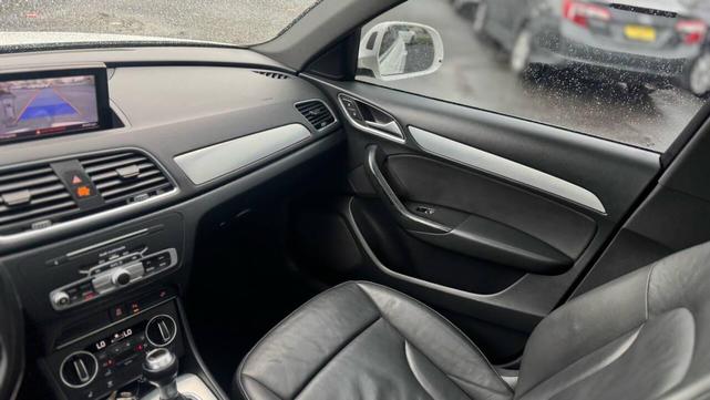 Photo of 2017 White Audi Q3
