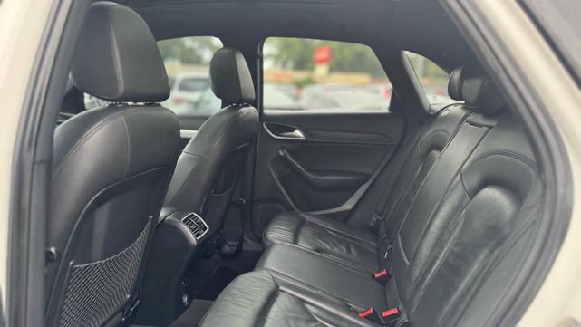 Photo of 2017 White Audi Q3