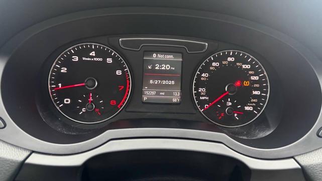 Photo of 2017 White Audi Q3