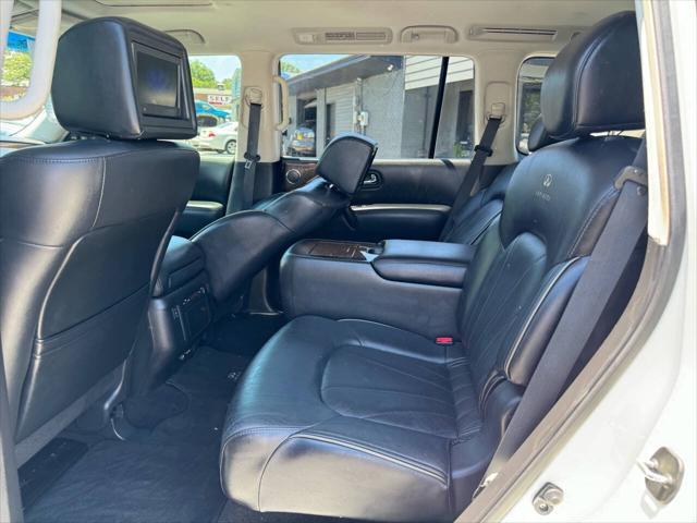 Photo of 2013 Moonlight White INFINITI QX56