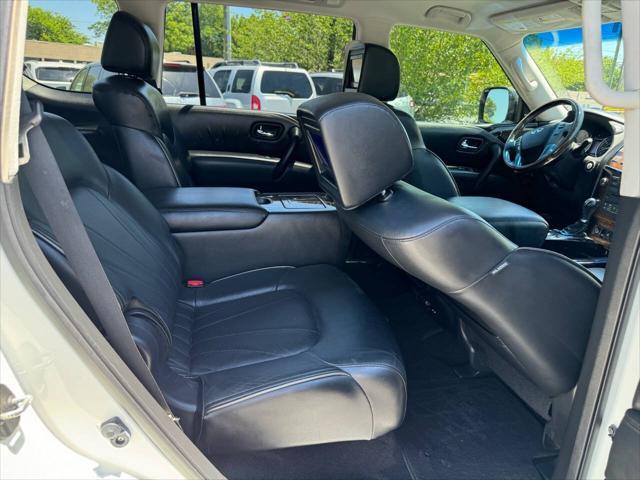 Photo of 2013 Moonlight White INFINITI QX56