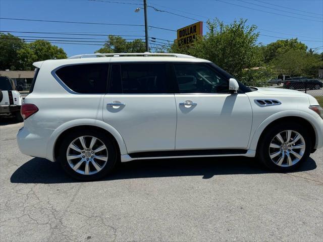 Photo of 2013 Moonlight White INFINITI QX56