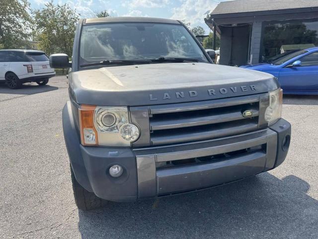 Photo of 2006 Bonatti Gray Land Rover LR3