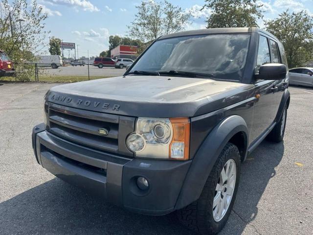 Photo of 2006 Bonatti Gray Land Rover LR3
