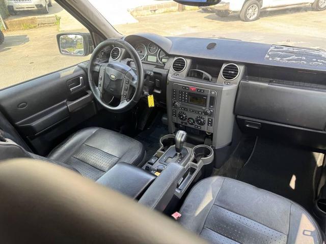 Photo of 2006 Bonatti Gray Land Rover LR3