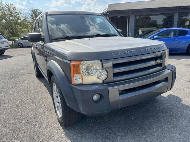 Photo of 2006 Bonatti Gray Land Rover LR3