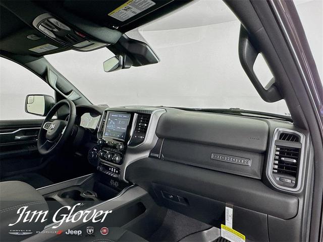 Photo of 2025 Granite Crystal Clearcoat Metallic RAM 1500