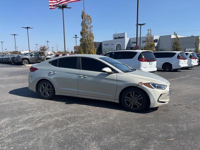 2017 Hyundai Elantra