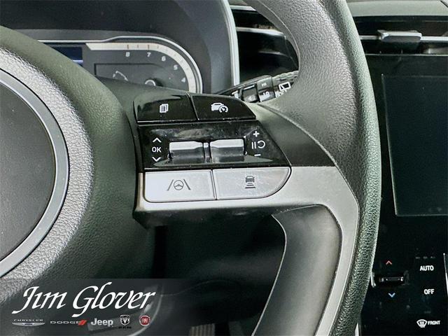 Photo of 2024 White Pearl Hyundai TUCSON