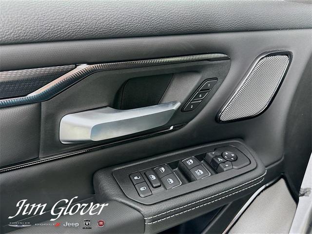 Photo of 2025 Billet Silver Metallic Clearcoat RAM 1500