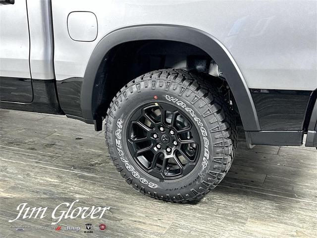 Photo of 2025 Billet Silver Metallic Clearcoat RAM 1500