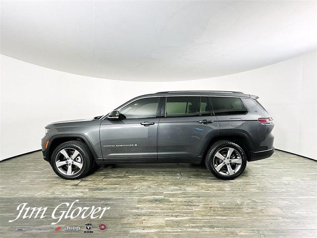 Photo of 2022 Metallic Jeep Grand Cherokee L
