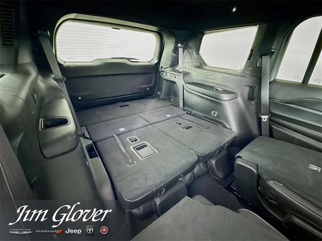 Photo of 2025 Bright White Clearcoat Jeep Grand Cherokee L