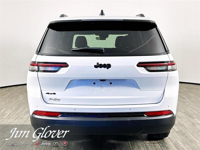 Photo of 2025 Bright White Clearcoat Jeep Grand Cherokee L