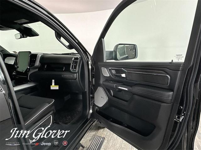 Photo of 2025 Diamond Black RAM 1500