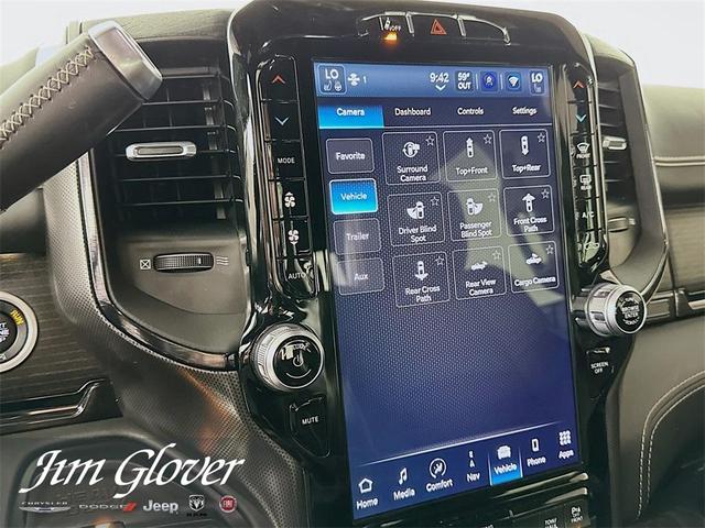Photo of 2023 Pearl White RAM 2500