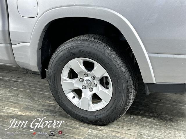 Photo of 2025 Billet Silver Metallic Clearcoat RAM 1500
