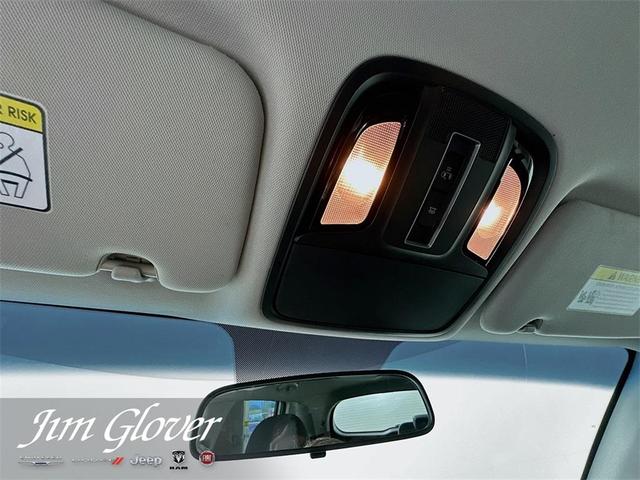 Photo of 2020 Snow White Pearl Kia Sorento