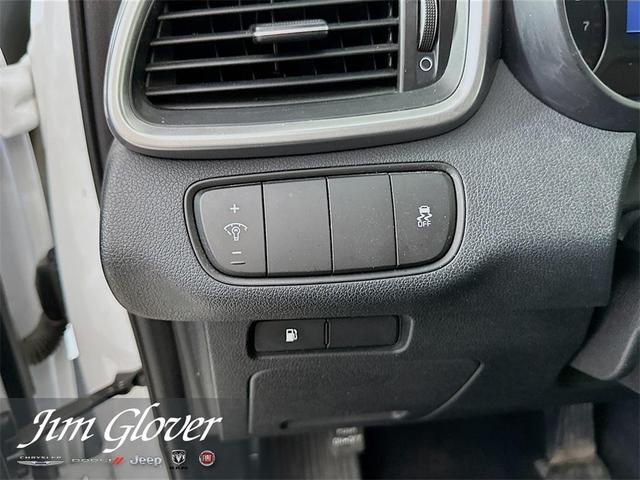Photo of 2020 Snow White Pearl Kia Sorento