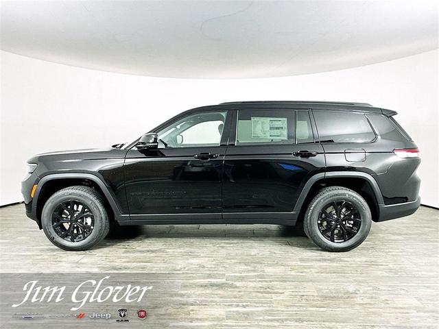 Photo of 2025 Diamond Black Jeep Grand Cherokee L