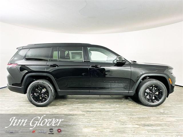 Photo of 2025 Diamond Black Jeep Grand Cherokee L
