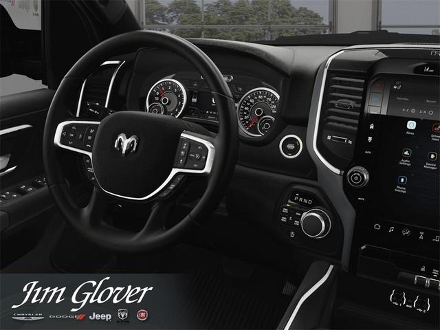 Photo of 2025 Granite Crystal Clearcoat Metallic RAM 1500