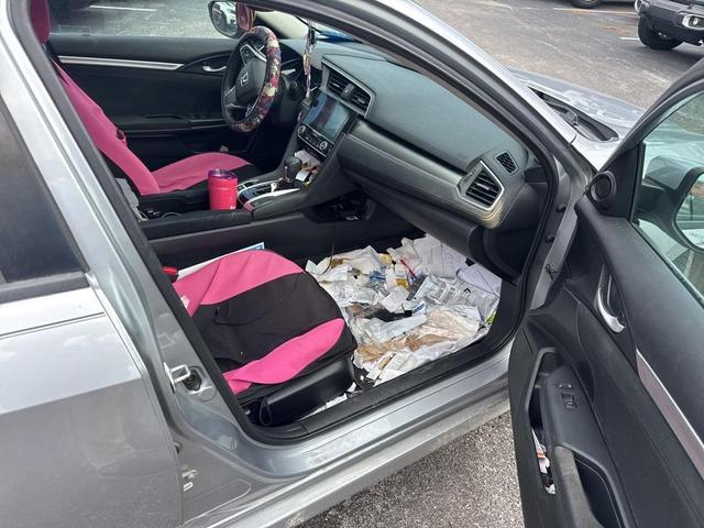 Photo of 2018 Lunar Silver Metallic Honda Civic