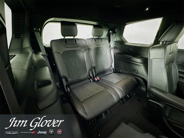 Photo of 2025 Diamond Black Jeep Grand Cherokee L