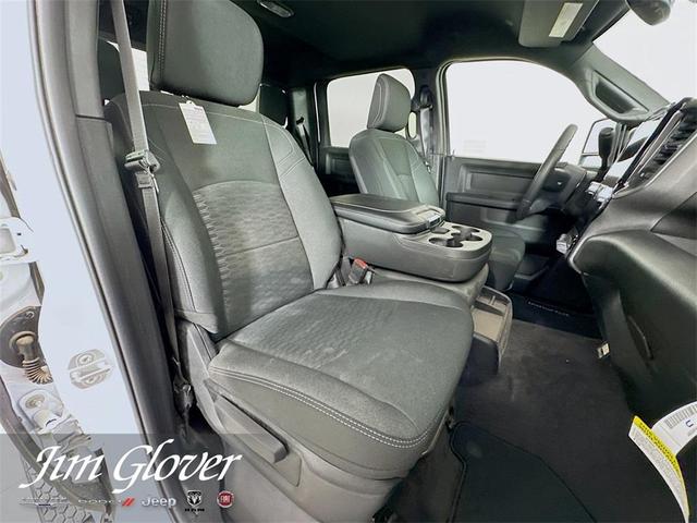 Photo of 2025 Bright White Clearcoat RAM 2500