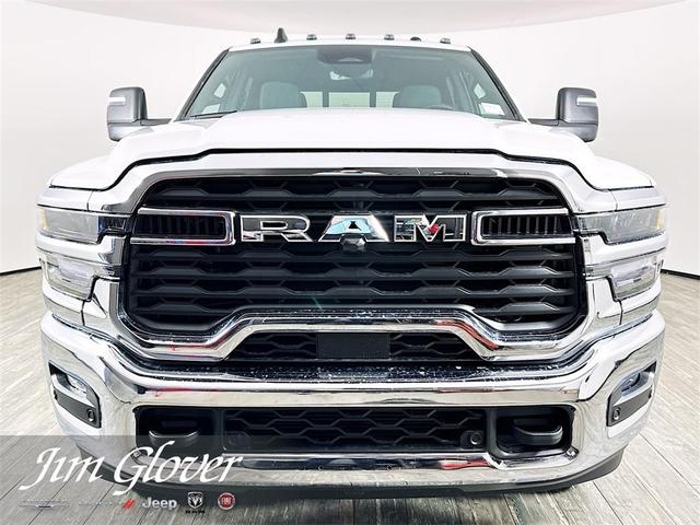 Photo of 2025 Bright White Clearcoat RAM 2500