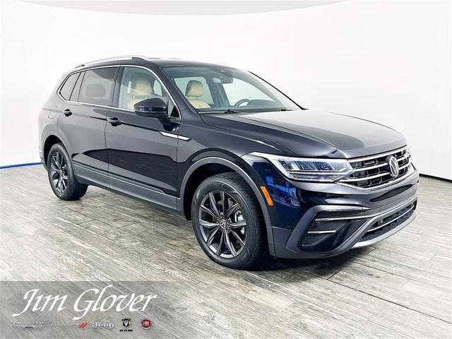 Photo of 2022 Deep Black Pearl Effect Volkswagen Tiguan
