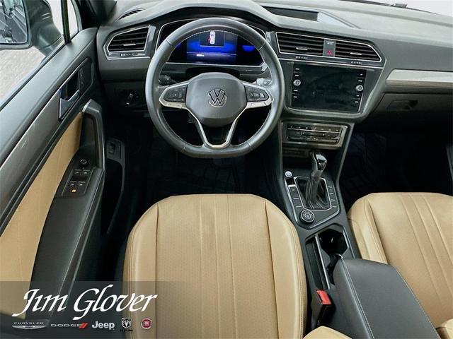 Photo of 2022 Deep Black Pearl Effect Volkswagen Tiguan