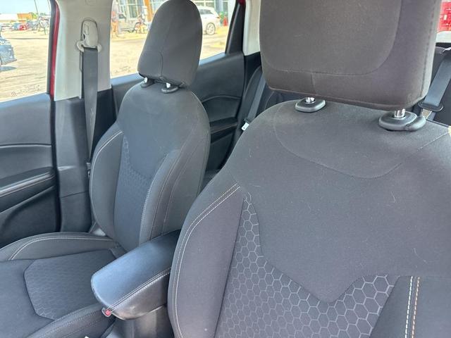 Photo of 2018 Redline Pearlcoat Jeep Compass