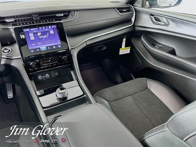 Photo of 2025 Velvet Red Pearlcoat Jeep Grand Cherokee L