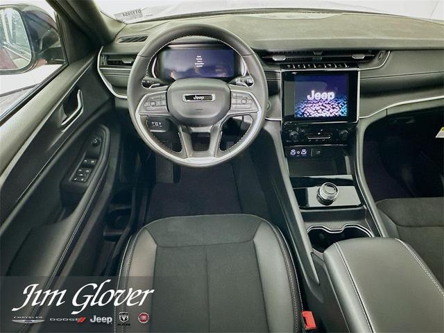 Photo of 2025 Velvet Red Pearlcoat Jeep Grand Cherokee L