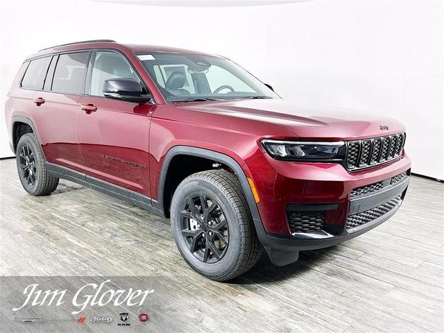 Photo of 2025 Velvet Red Pearlcoat Jeep Grand Cherokee L
