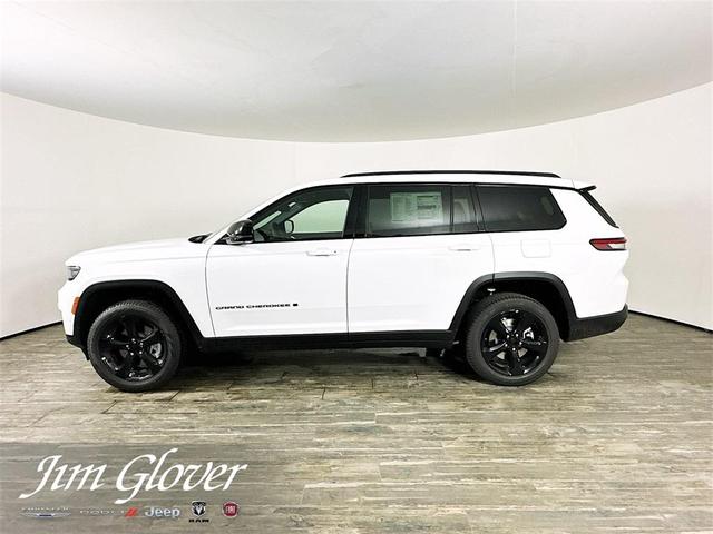 Photo of 2025 Bright White Clearcoat Jeep Grand Cherokee L