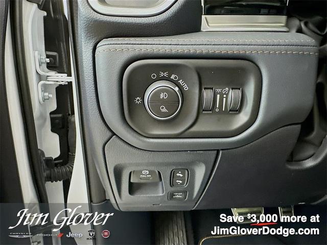 Photo of 2025 Ivory White RAM 1500