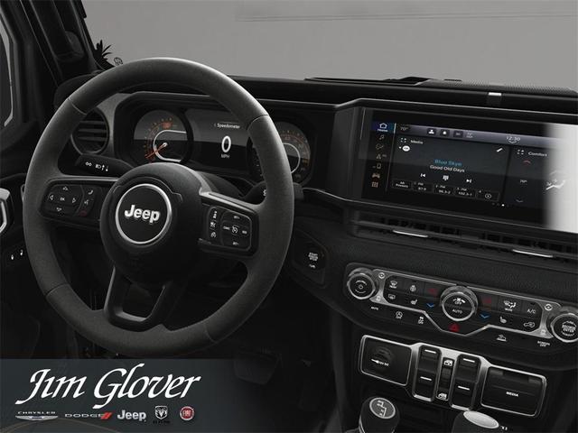 Photo of 2025 Granite Crystal Clearcoat Metallic Jeep Gladiator